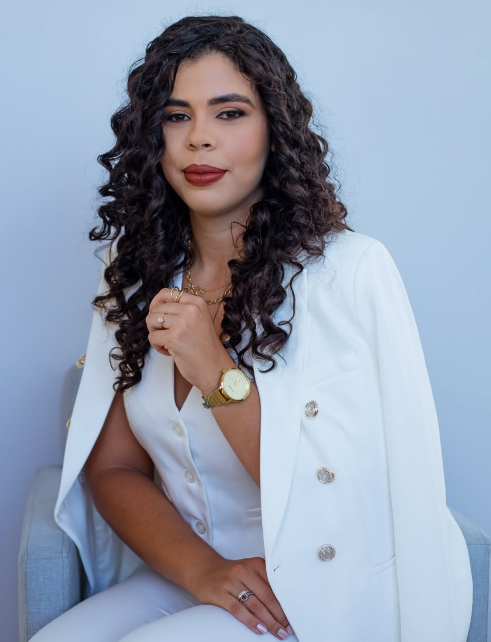 Emilly Paixão — Advogada